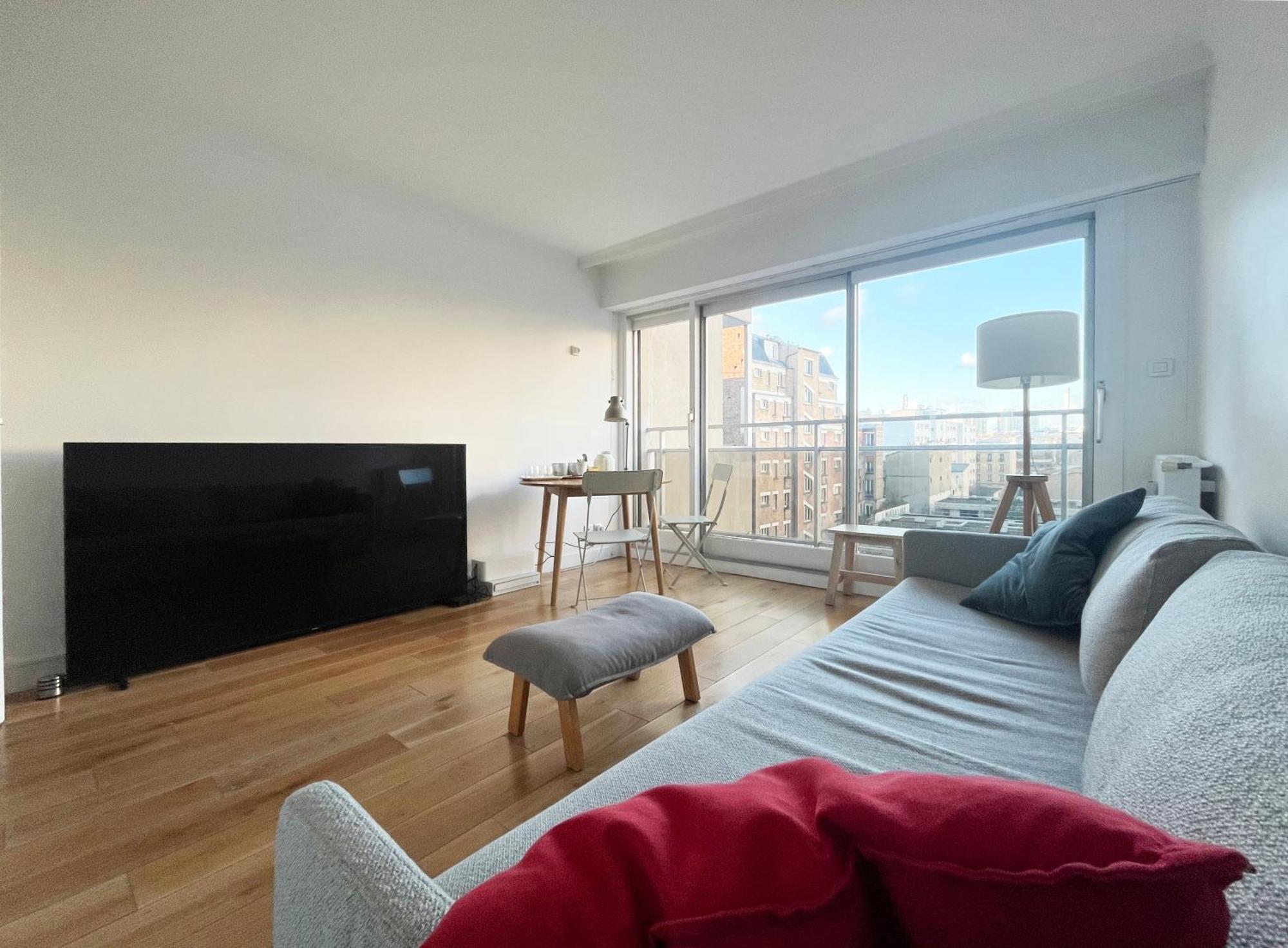 Grand Bright Appartment-4bdr-130m2